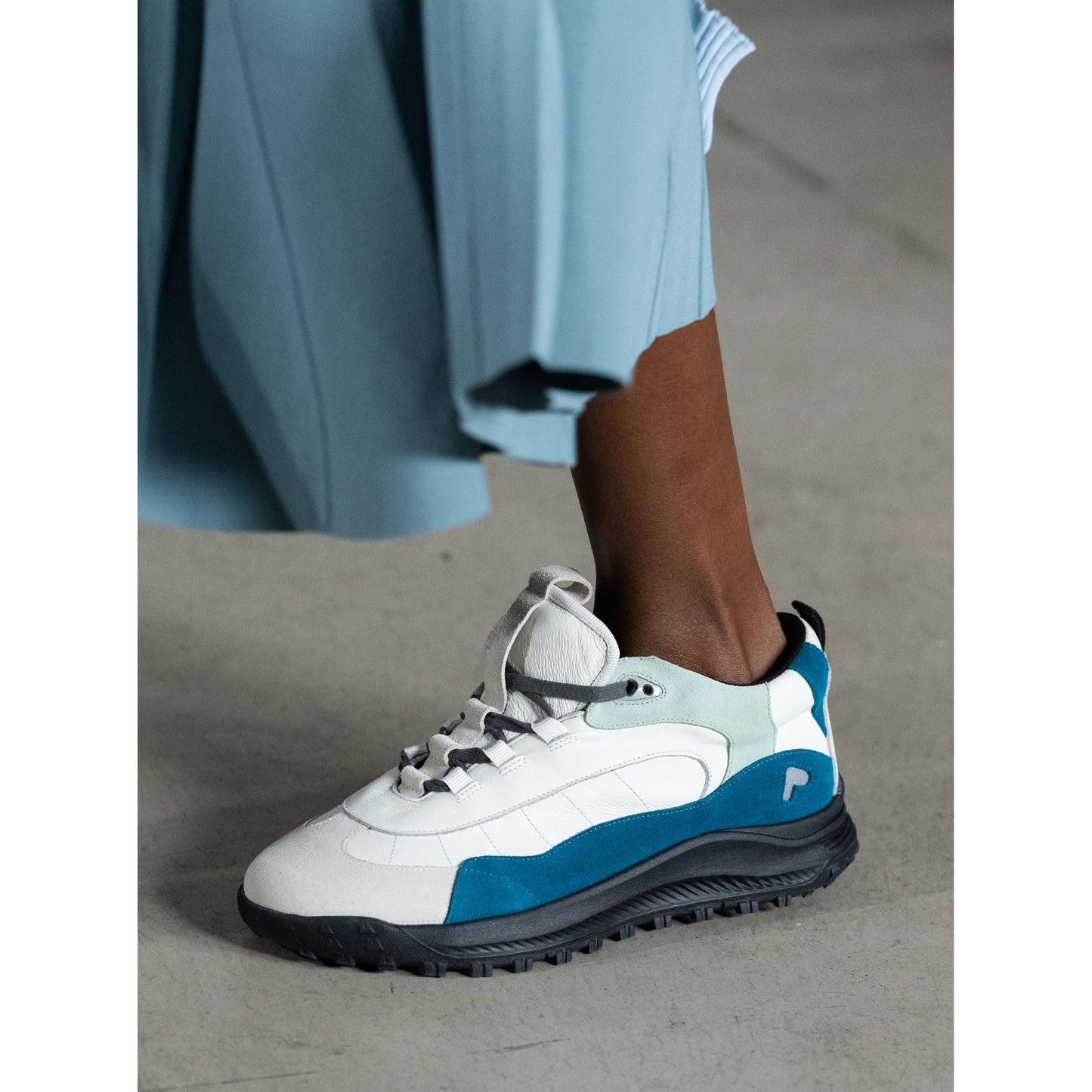 TRACK SNEAKERS