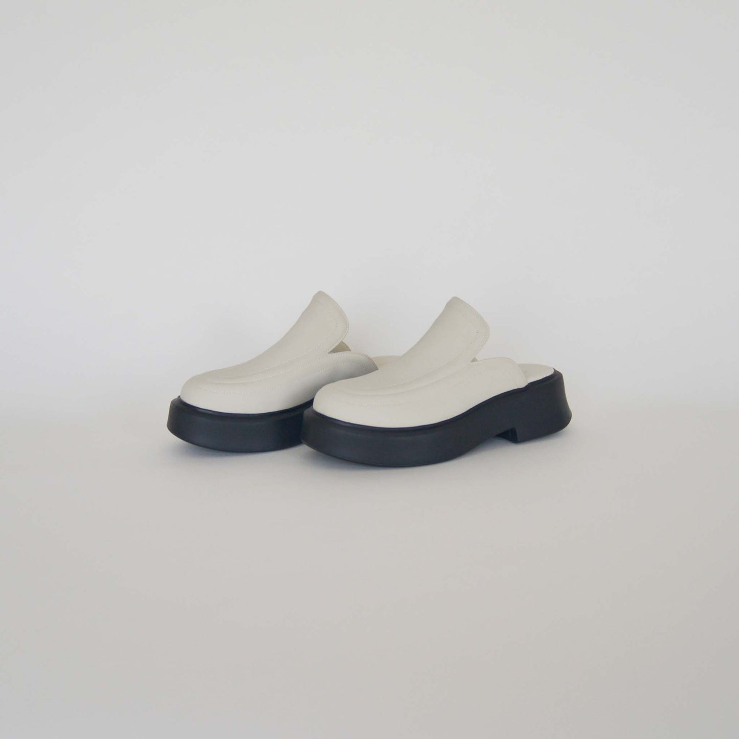 POLE SANDALS