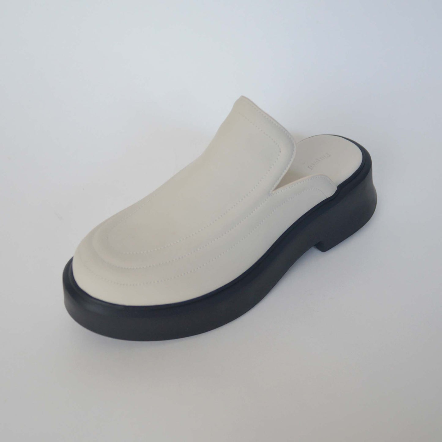 POLE SANDALS