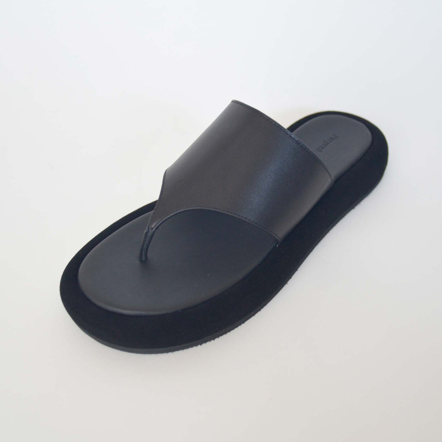 THONG PILLOW