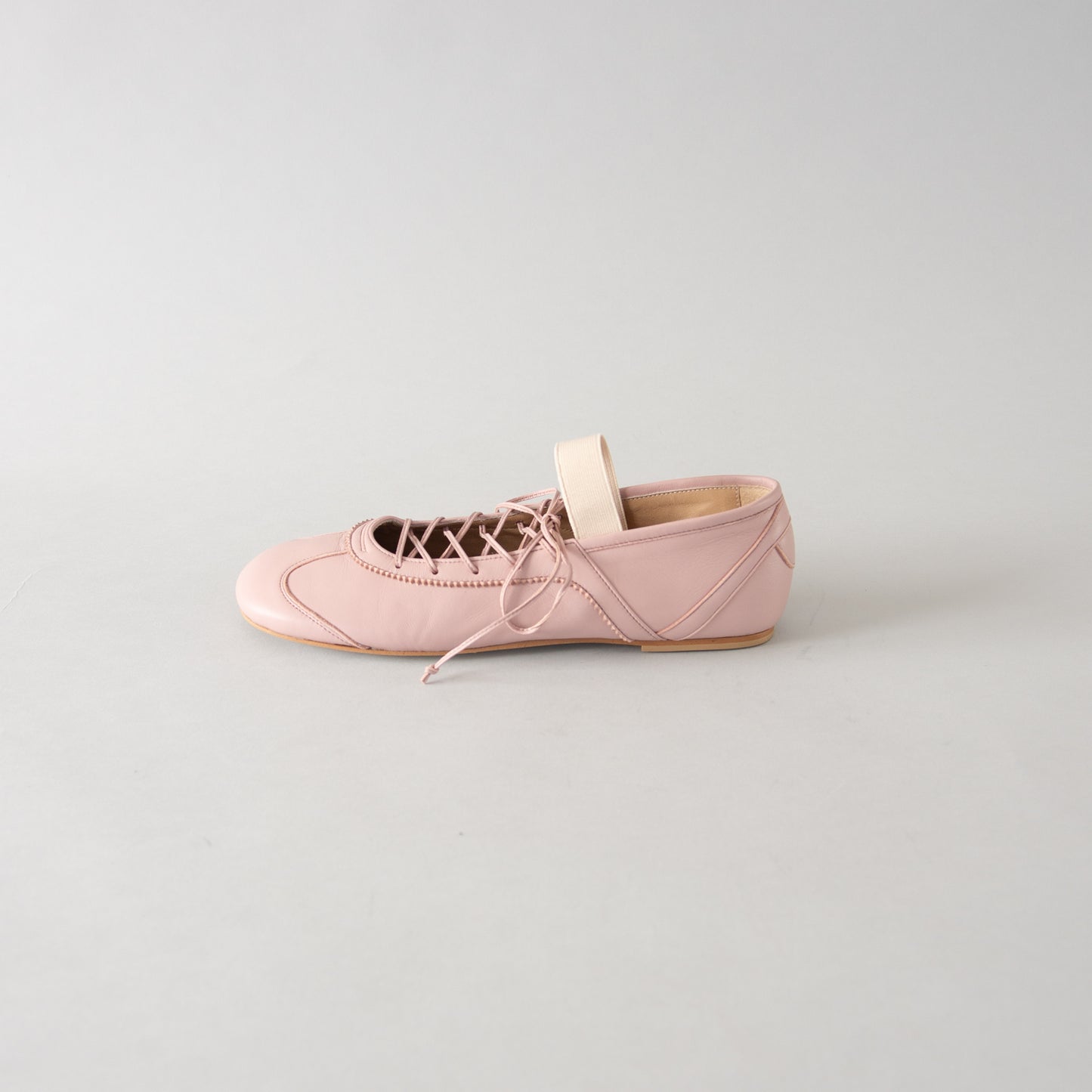 BALLET LACE UP