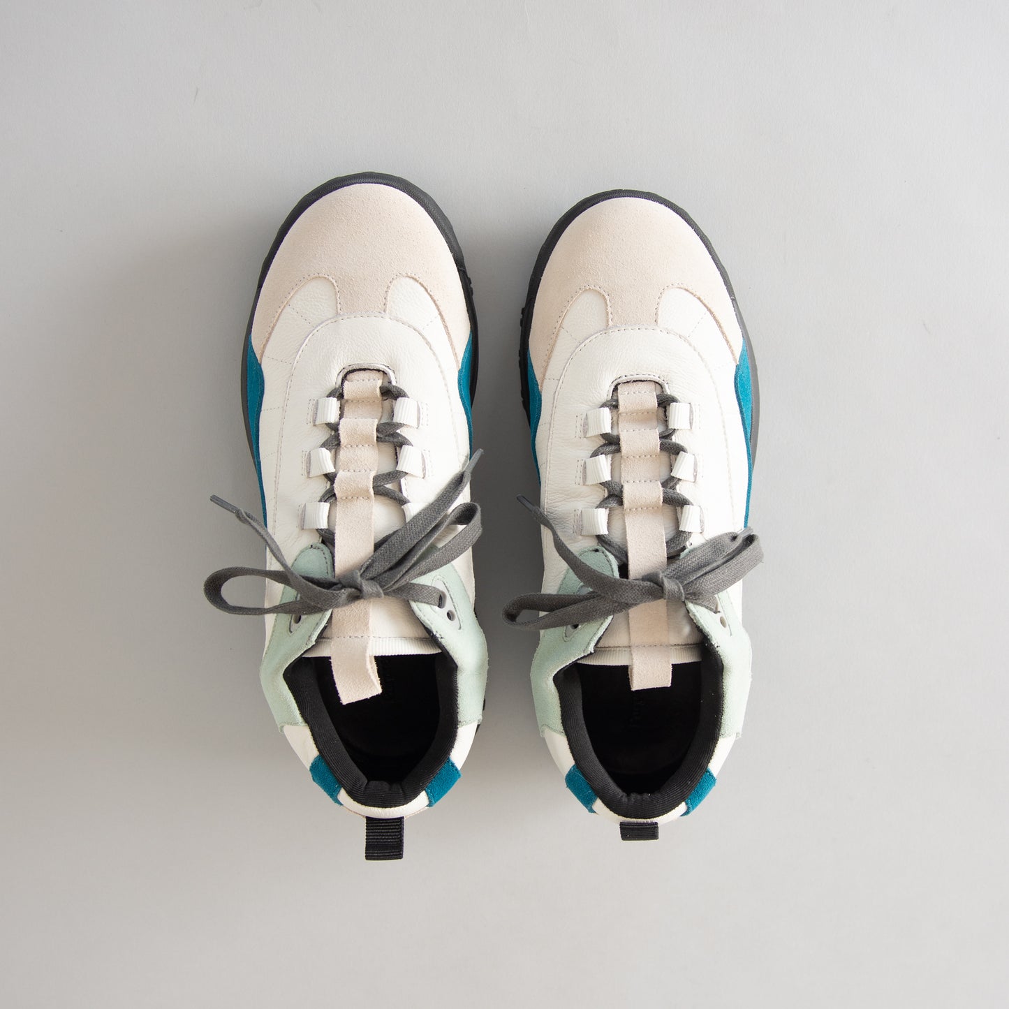 TRACK SNEAKERS