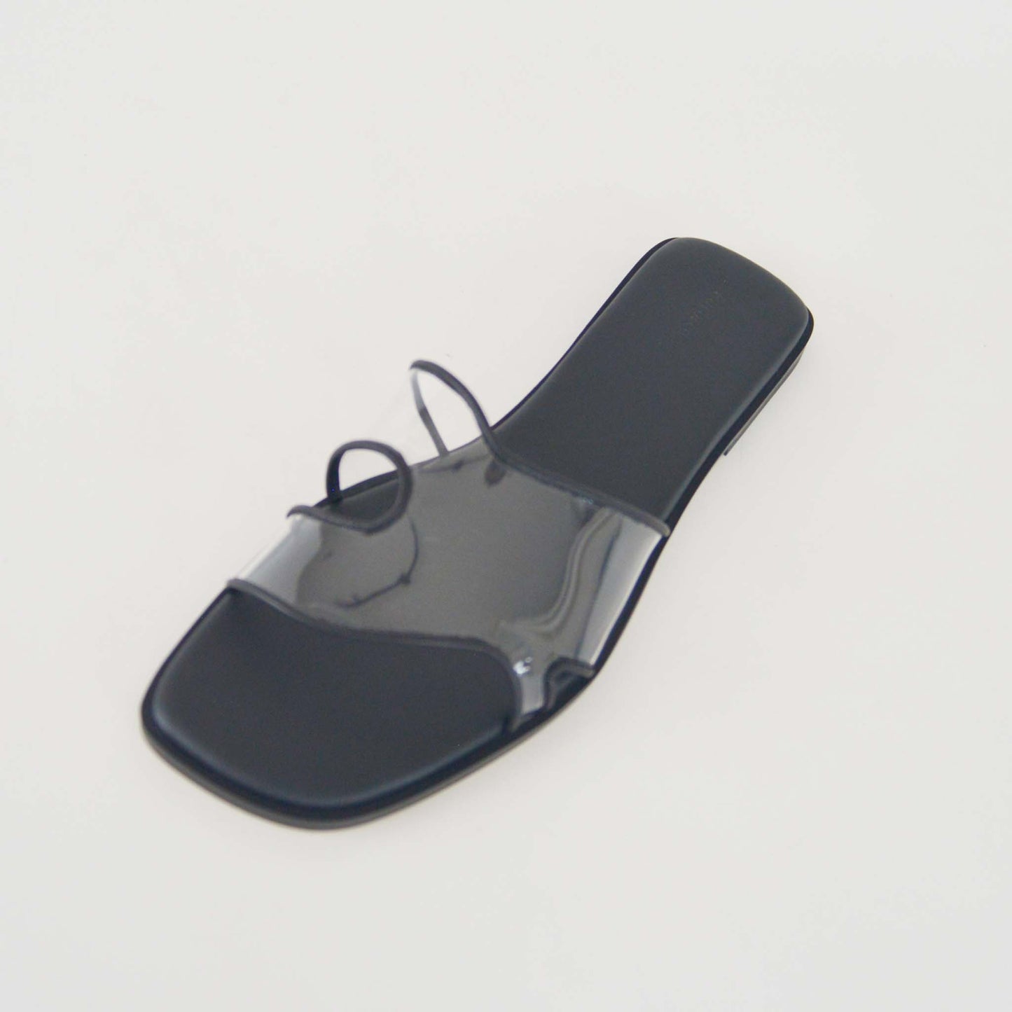 "P" LINE SANDALS