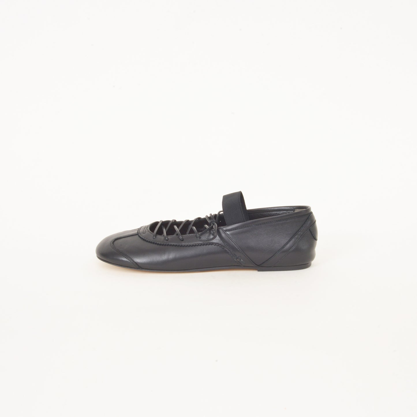 BALLET LACE UP