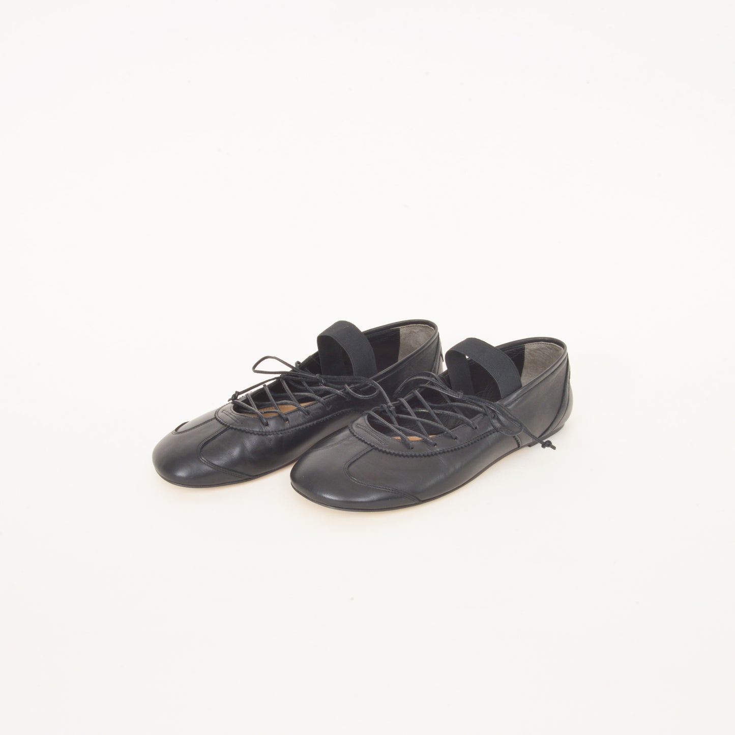 BALLET LACE UP