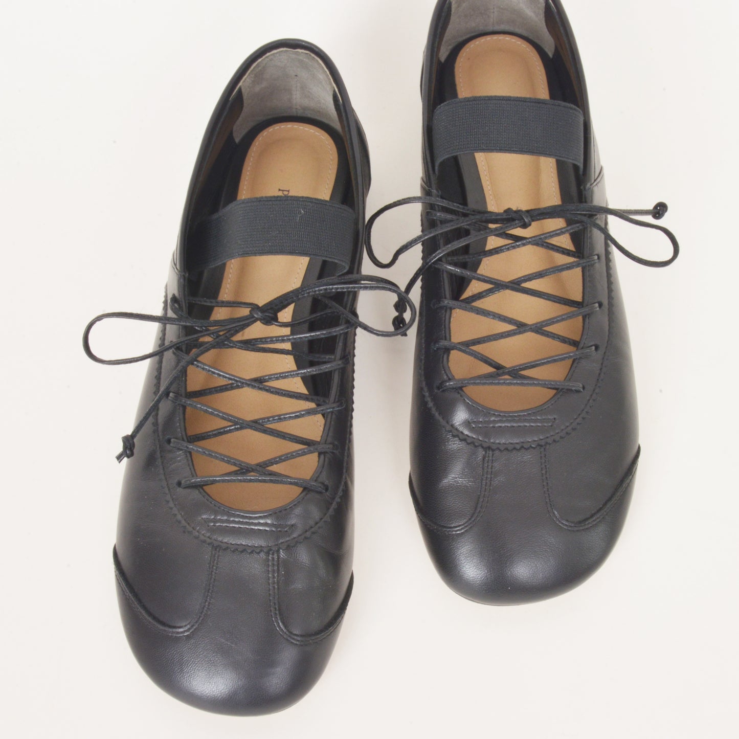 BALLET LACE UP